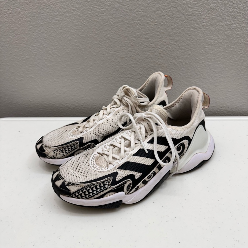 Adidas Mens Polynesian Bowl Sneakers Size 8.5 Black/White Shoes